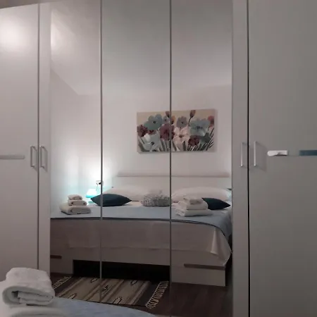 דירה Ana Marija סולין