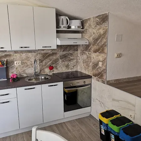 Ana Marija דירה סולין