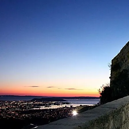 Ana Marija דירה *