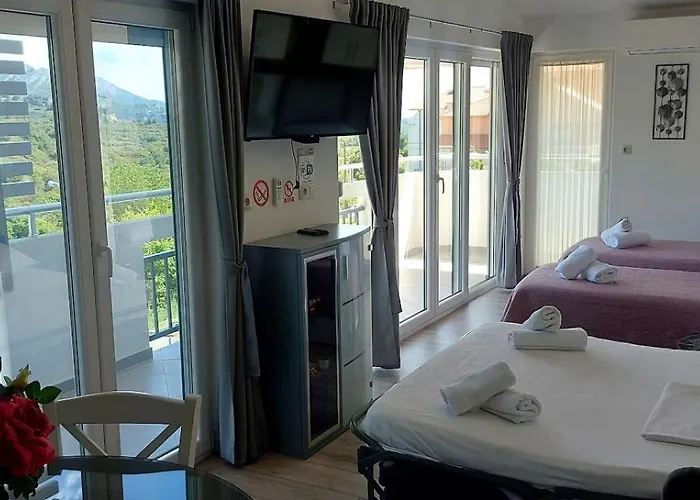 아파트 Ana Marija 솔린